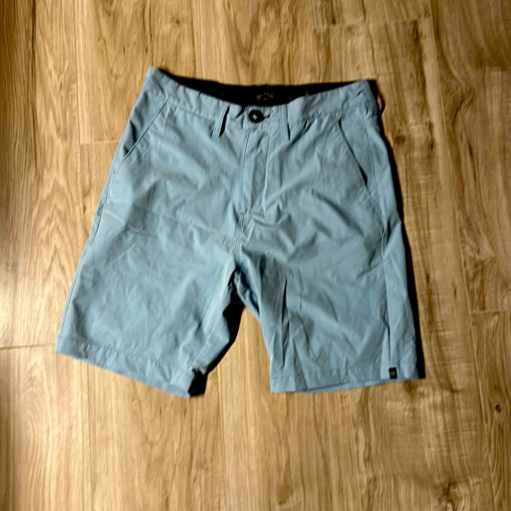 Men’s size 28 light blue billabong shorts